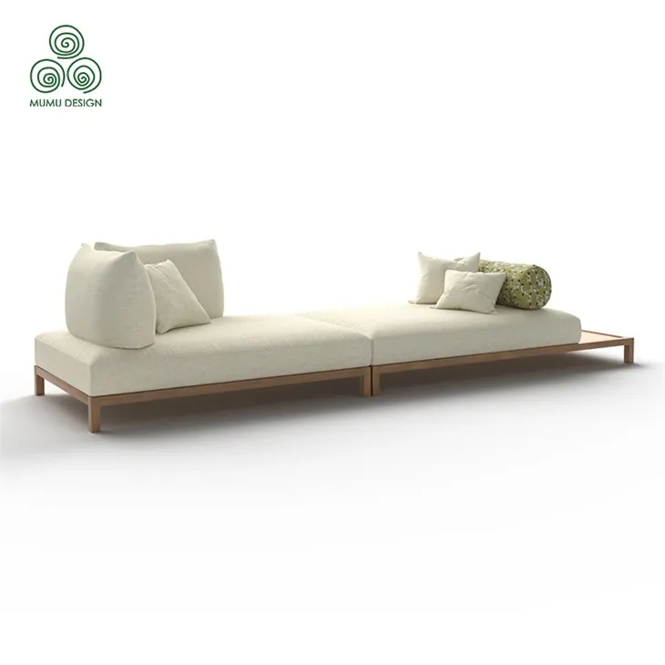 Cadira a l'aire lliure de fusta